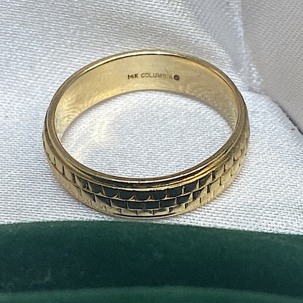 Mens 14k Gold Ring Tire Print - Picture 5 of 5